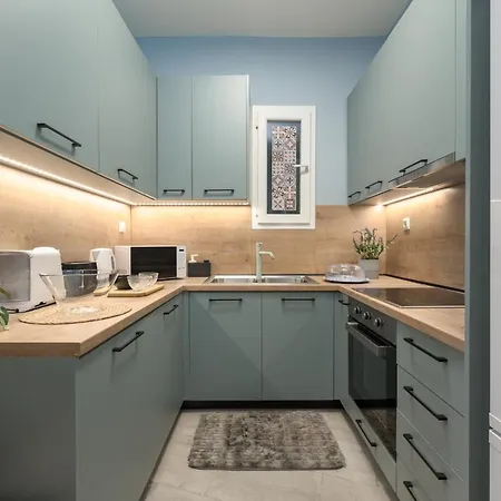 Ant-one Designer Neo-classical In Prime Downtown Location - Sleeps 8 アパート *