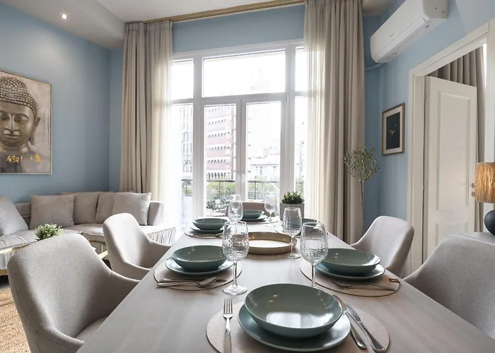 Ant-one Designer Neo-classical In Prime Downtown Location - Sleeps 8 Apartamento