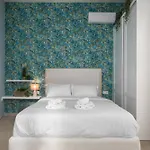 Ant-one Designer Neo-classical In Prime Downtown Location - Sleeps 8 *