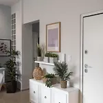 Ant-one Designer Neo-classical In Prime Downtown Location - Sleeps 8 Apartment Thessaloniki