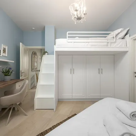 Ant-one Designer Neo-classical In Prime Downtown Location - Sleeps 8 Appartamento Salonicco