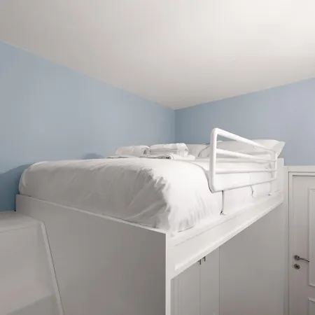 아파트 Ant-one Designer Neo-classical In Prime Downtown Location - Sleeps 8 *