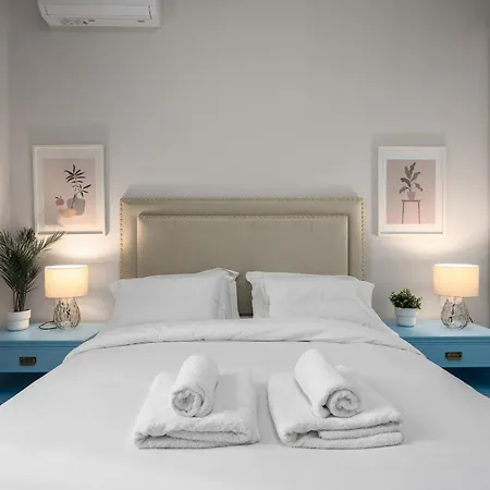 Ant-one Designer Neo-classical In Prime Downtown Location - Sleeps 8 * Salonicco