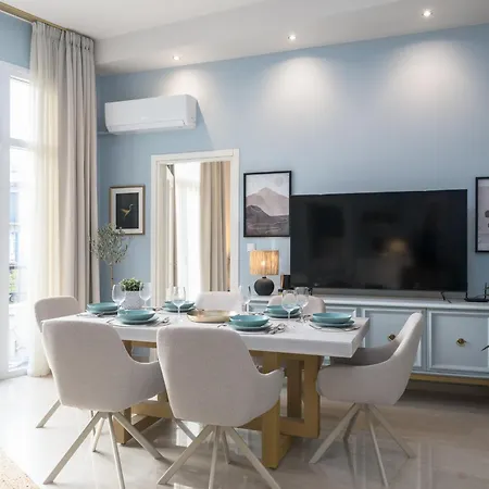 아파트 Ant-one Designer Neo-classical In Prime Downtown Location - Sleeps 8 *