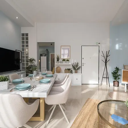 Ant-one Designer Neo-classical In Prime Downtown Location - Sleeps 8 테살로니키